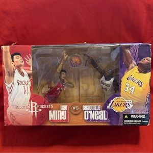 Collectible NBA Yao Ming Vs Shaq Figurine Set